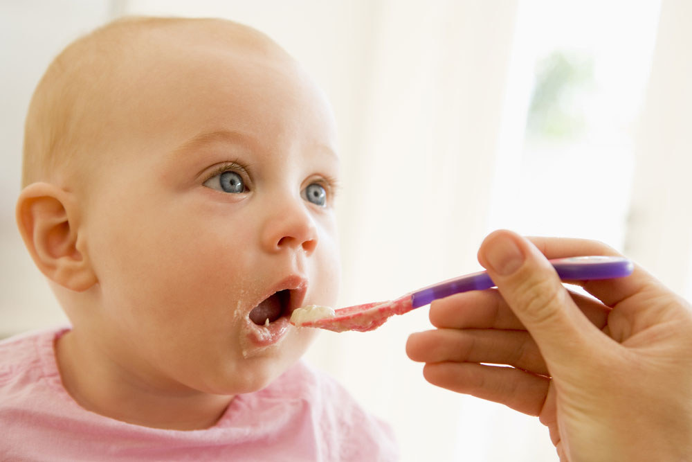 insegnare al bambino a masticare
